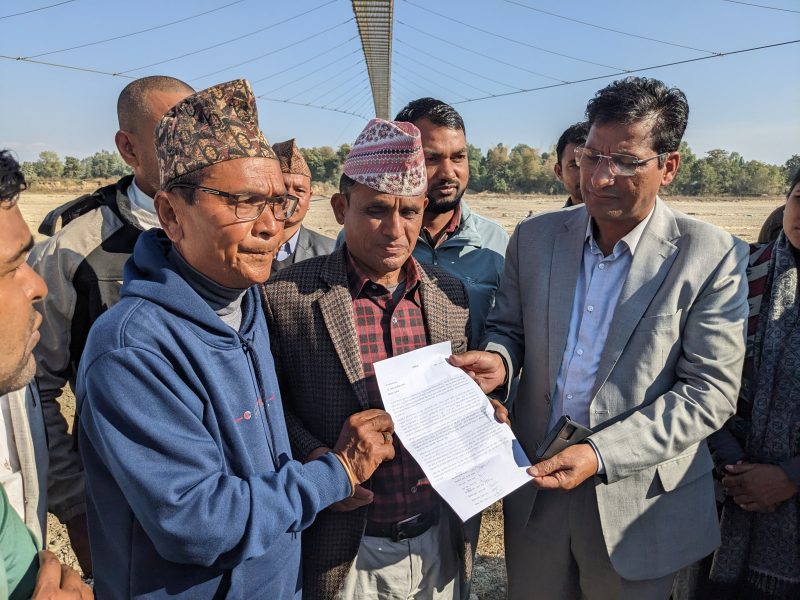 आफैले बनाएका शर्त उल्लङ्घन गर्दै बर्दिबास नगरपालिकामा 'अबैध दोहन' 3 news621583