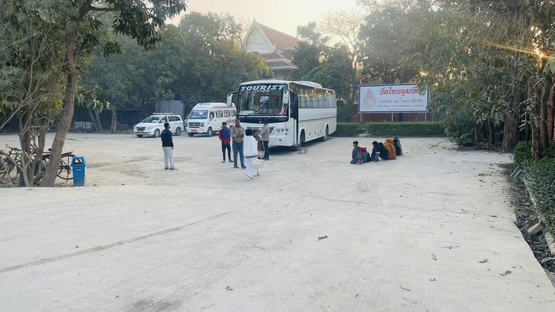 'लुम्बिनी विकास कोषको आदेश'लाई लत्याउँदै बिहार र गुम्बामा सयौँ पर्यटक 2 thai bihaar.jpg