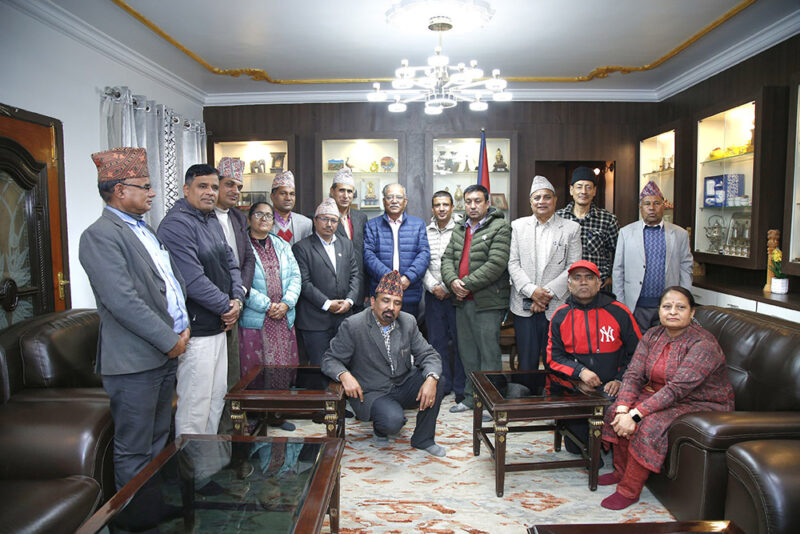 शिक्षकहरूका मागलाई बेवास्ता गरिए परिणाम राम्रो हुँदैन : प्रचण्ड 2 Prachanda 1.jpg 14