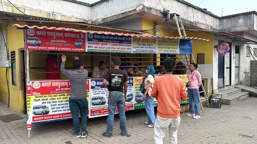 धादिङ र नुवाकोट चल्ने यातायात बसपार्कबाटै सञ्चालन, मागेको ठाउँमा काउन्टर
