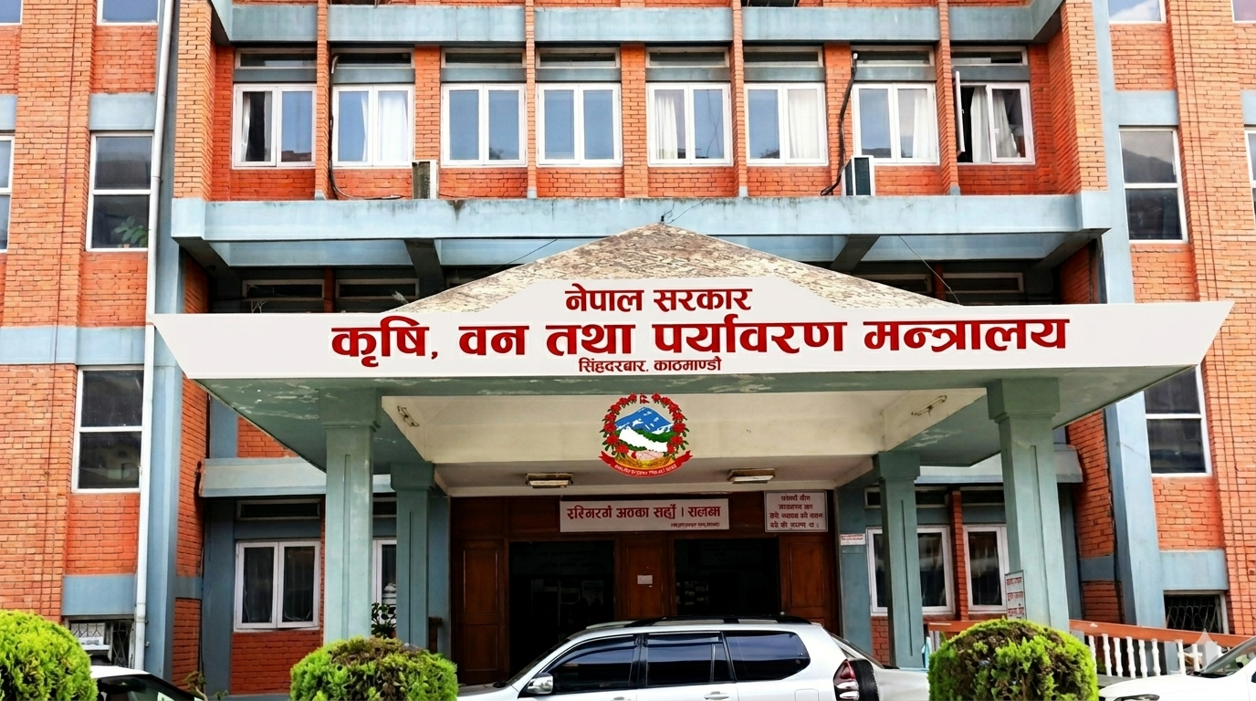 रासायनिक मलमा कालोबजारी नियन्त्रण गर्न मन्त्रालयले ल्यायो हटलाइन नम्बर