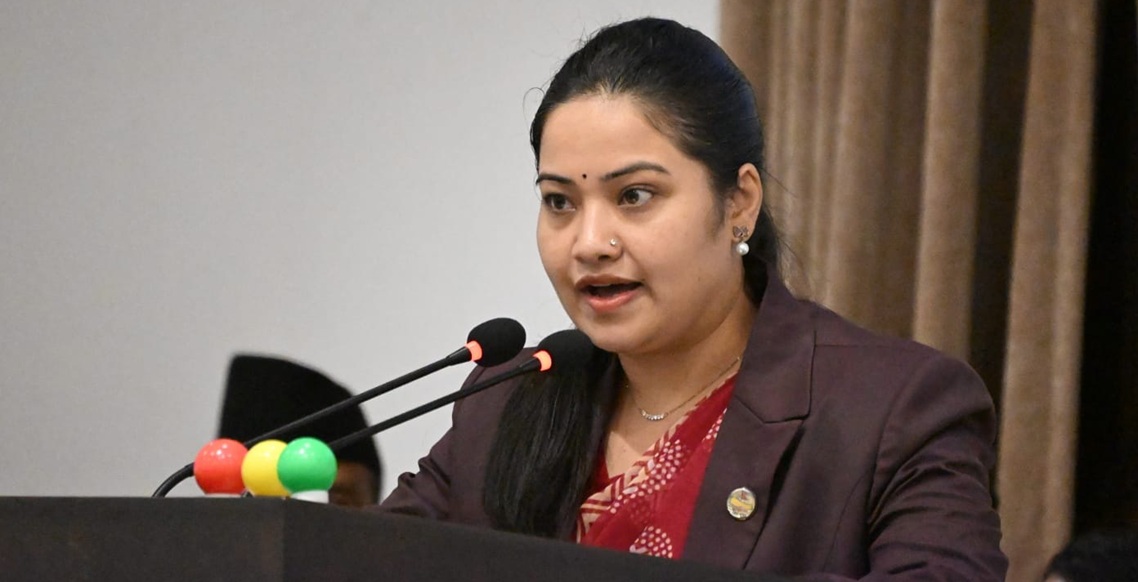कार्यालय छोड्दा लगबुक भर्नुपर्ने, सरकारी नीतिप्रति अविश्वास हुने अभिव्यक्तिमा रोक