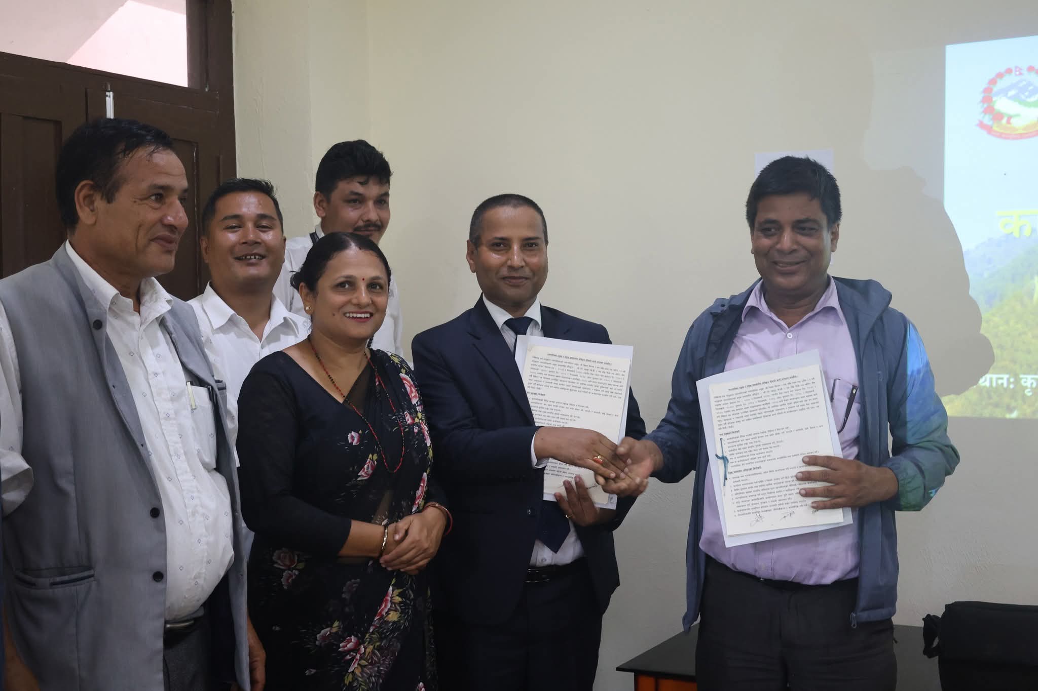 पालुङटारमा खरिद योजना तर्जुमा, शाखा प्रमुखसँग कार्यसम्पादन सम्झौता