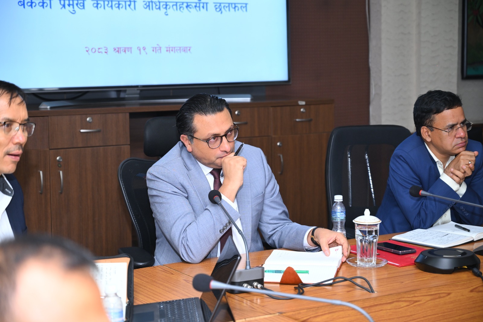 लगानी विस्तारमा व्यवसायी हिचकिचाउनु चिन्ताको विषय हो: अर्थमन्त्री वाग्ले