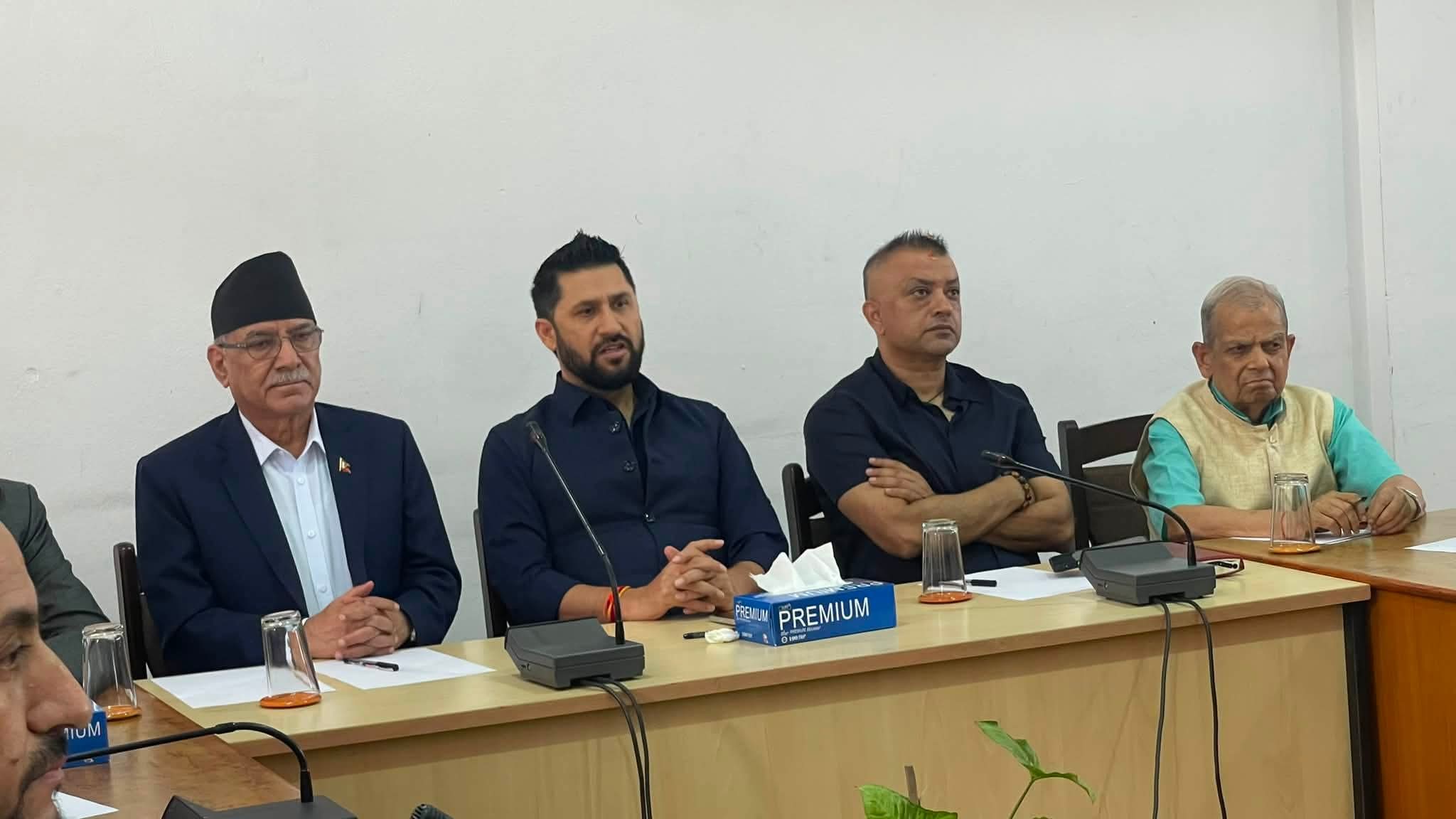 सर्वदलीय बैठकमा प्रचण्डले भने- विपत्तिमा राजनीति होइन, राष्ट्रिय एकता चाहिन्छ