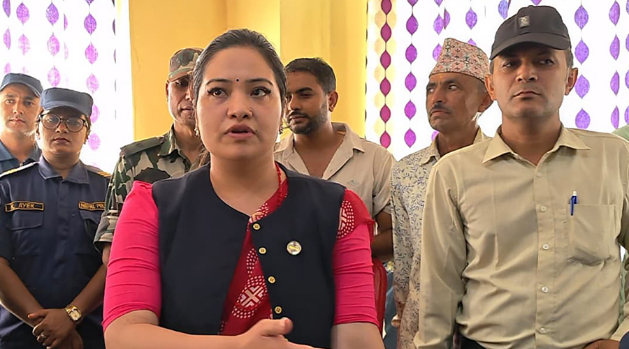 ‘५०० दिनभित्र सुकुम्बासीलाई लालपूर्जा दिन्छौँ, त्यतिञ्जेल म अबिर-खादा लगाउँदिनँ’